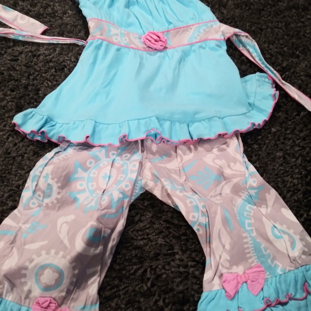 Girls outfit